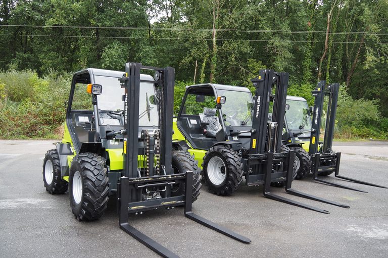 Carretillas elevadoras todoterreno AGRIMAC para Shamrock Handling en Sudáfrica